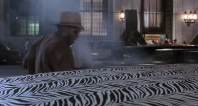 It's okay. - Predator 2
