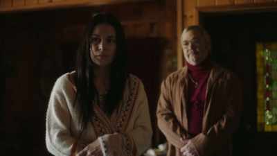 -It's okay.
You can talk to him. - Little Bites