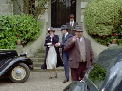It's this one, here. - Agatha Christie's Poirot