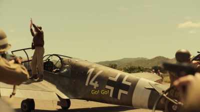 It's only me! It's only me! - Catch-22