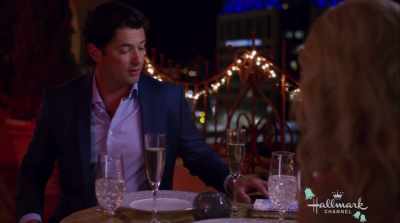 - It's only the bestdance of my life. - Wedding at Graceland