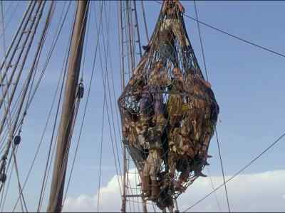 - It's our own skipper!
- We knew you'd come. - The Crimson Pirate