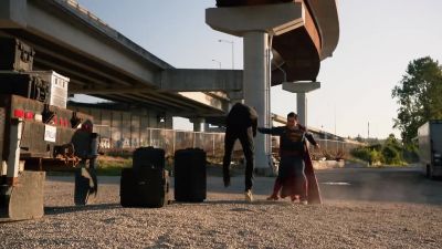 It's over, Metallo. - Supergirl