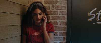  -It's your parents. Your mom. - Girl With a Gun