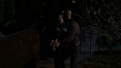 It's Paul's truck. - Criminal Minds