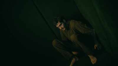It's perfectly safe. - The Little Drummer Girl