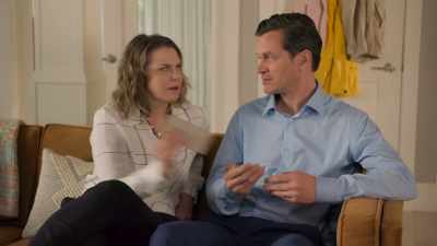 -It's your phone.
-[ringtone sounds] - The Healing Powers of Dude