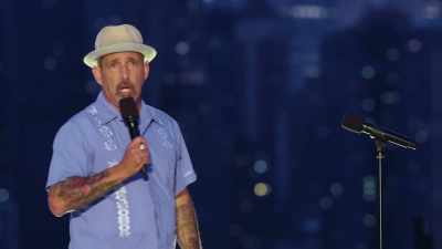 It's my pleasure
to bring up our next act. - Colin Quinn & Friends: A Parking Lot Comedy Show