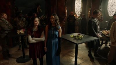IT'S PRETTY COOL
WHAT YOU'VE DONE HERE. - The 100