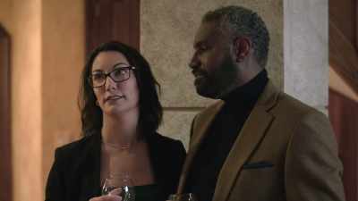 - It's pricey is what it is.
- Lucky guy. - The Perfect In-Laws