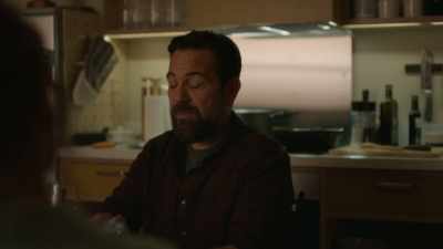 - It's profitable.
- So, why are they selling? - Magpie Murders