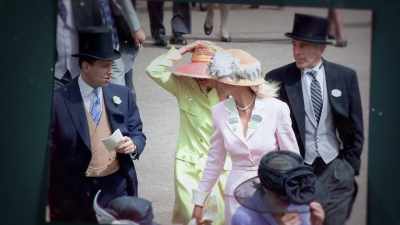 -It's quite astonishing
when you see how many places - Prince Andrew: Banished