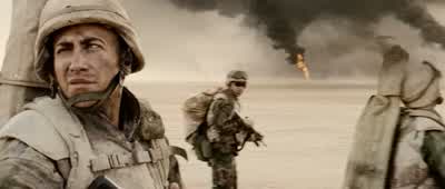 It's raining oil. - Jarhead