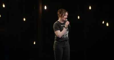 It's really comfortin'
to be able to come back from tour - Fern Brady: Autistic Bikini Queen