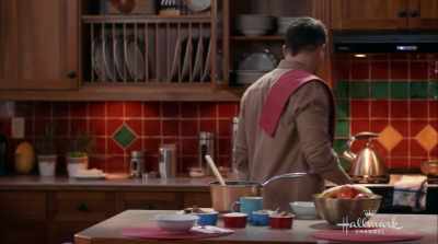 It's really good,
you're missing out. - Love on the Menu