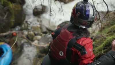 It's really hard on the team - Edge of the Earth
