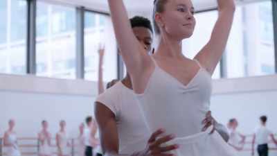 It's really important
that you're keeping your girl safe. - On Pointe
