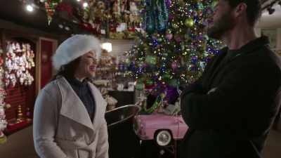 It's really nice you do
it on your show and all, - Cloudy with a Chance of Christmas