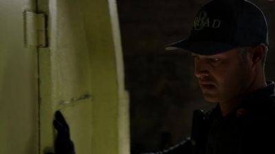 - It's reinforced steel. - Chicago P.D.