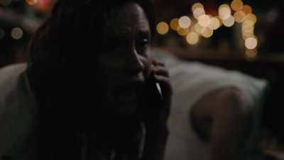 - It's ringing, mom!
- River, there's no time. - House of Chains