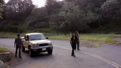 It's ringing. - Scorpion