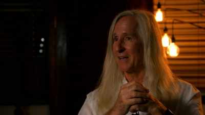 It's because Robert Englund
has so much humor - Hollywood Dreams & Nightmares: The Robert Englund Story
