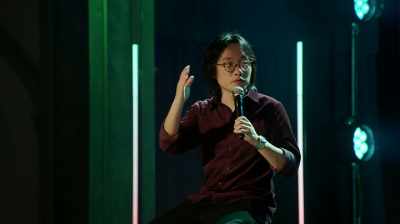 It's saying, like, she likes
attention from other guys, - Jimmy O. Yang: Good Deal