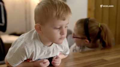 It's my second day
with the Sumner family. - Stacey Dooley Sleeps Over