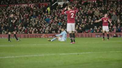 It's another set-piece for City.
Another golden opportunity. - All or Nothing: Manchester City