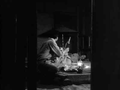 It's shochu. - Woman in the Dunes