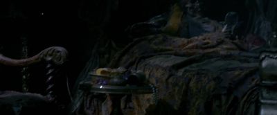 It's shrunken. - Pirates of the Caribbean: On Stranger Tides