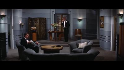 It's snowing outside - Victor/Victoria