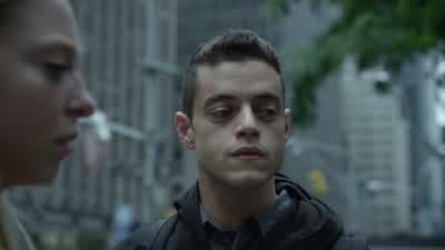 It's so strange. - Mr. Robot