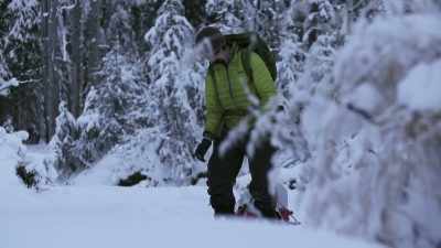 It's something you could
do in a survival situation, - Life Below Zero: Next Generation