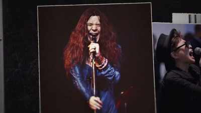 It's something that we see
in popular music, - Women Who Rock