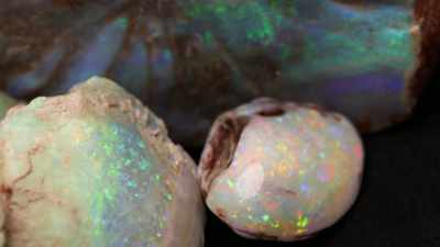 Its speciality is white opal. - Outback Opal Hunters