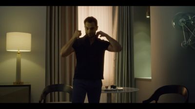 It's still light out? - House of Cards