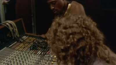 It's still on, just like it was
on when you was young - Dear Mama