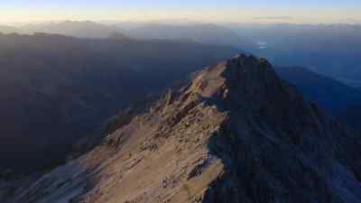 It's still quite a walk up there. - Formula 1: Drive to Survive