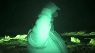 It's stopped blinking
and then it like, - On the Trail of UFOs: Dark Sky