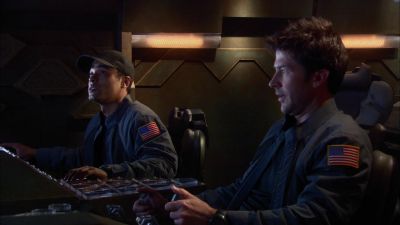 It's strange not pulling any gs. - Stargate Atlantis
