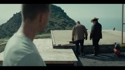 - It's strong. - Coyote