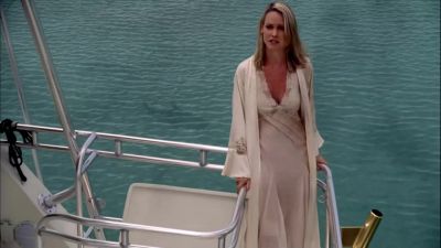 It's stuck!  - CSI: Miami