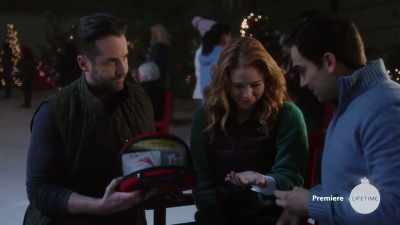 It's such a unique way to meet
someone new. - Christmas Pen Pals