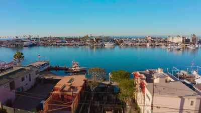 It's super fancy and so in demand. - Selling The OC