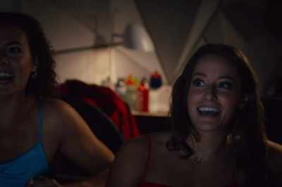 -It's super frickin' close!
-I didn't know it was so close! - Nadia, Butterfly