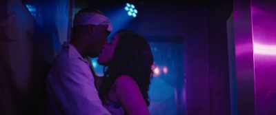 It's telling me
you want me, baby. - All Eyez on Me