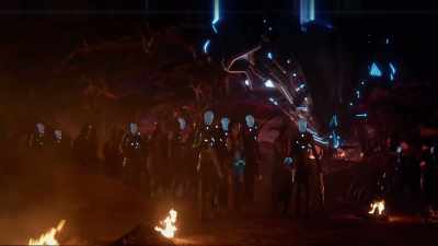 It's the bee guy?
(BREATH TREMBLING) - Ant-Man and the Wasp: Quantumania