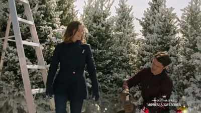 It's the best feeling
in the world. - Northern Lights of Christmas
