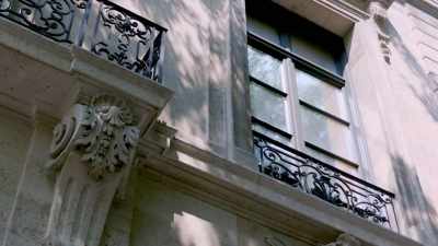 It's the biggest private
residence in New York. - Prince Andrew: Banished